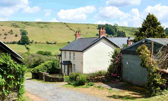 Onnen Fawr Farmhouse